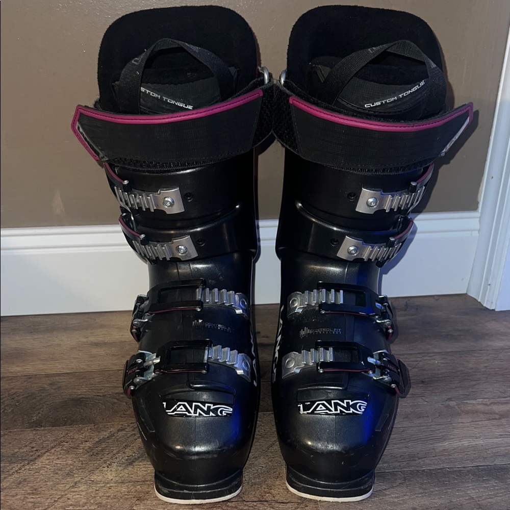 Ladies Lange 90 RX Black and Pink Women's Ski Boots sz 8-8.5